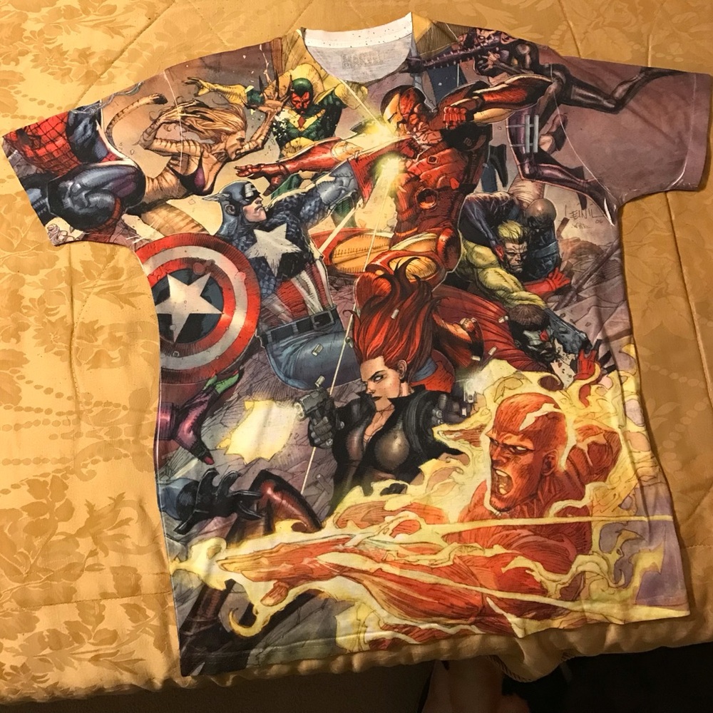 MARVEL Mad Engine T Shirt Superhero All Over Graphic Size XL